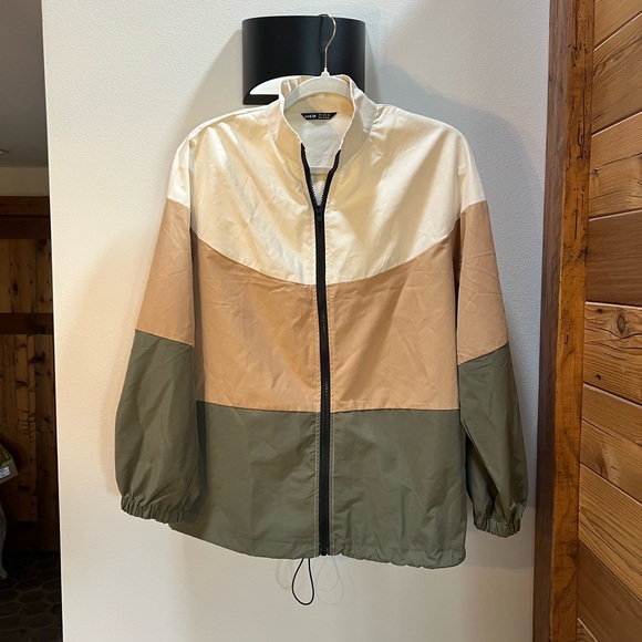 Colorblock Windbreaker - Picture 5 of 6